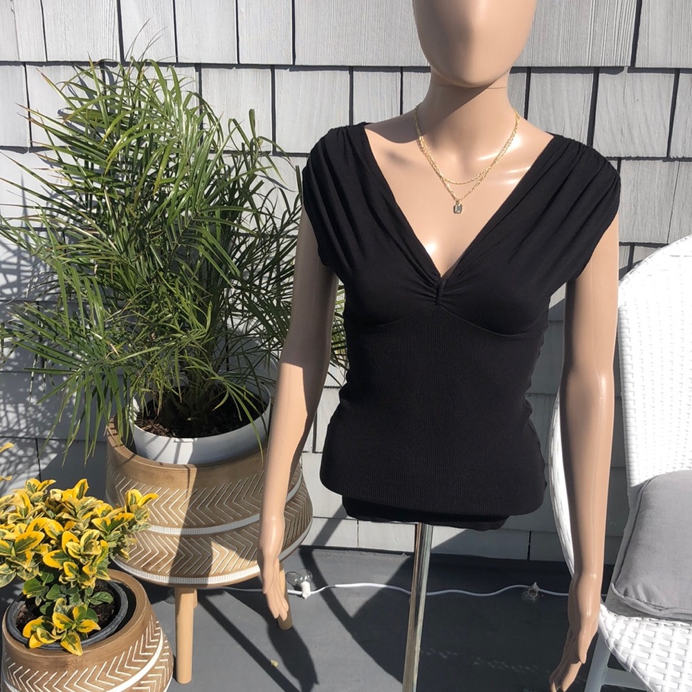Mandees black top